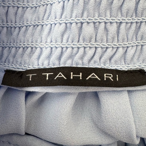 T Tahari Ruffle Short Sleeve Blue Blouse Size Medium - Picture 10 of 14
